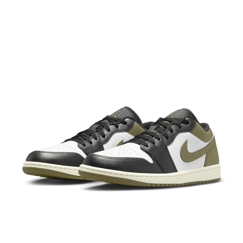 Air Jordan 1 Retro Low
