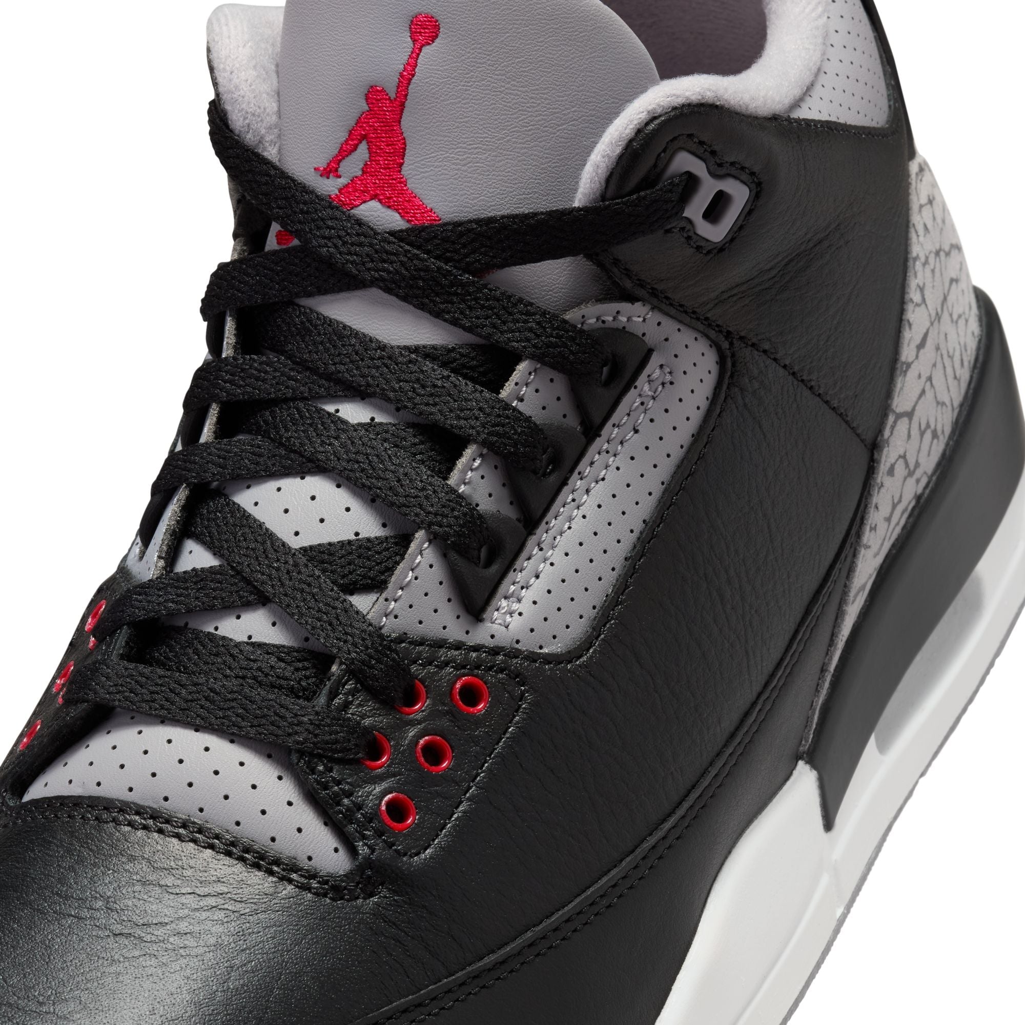 Air Jordan 3 Retro OG Cement