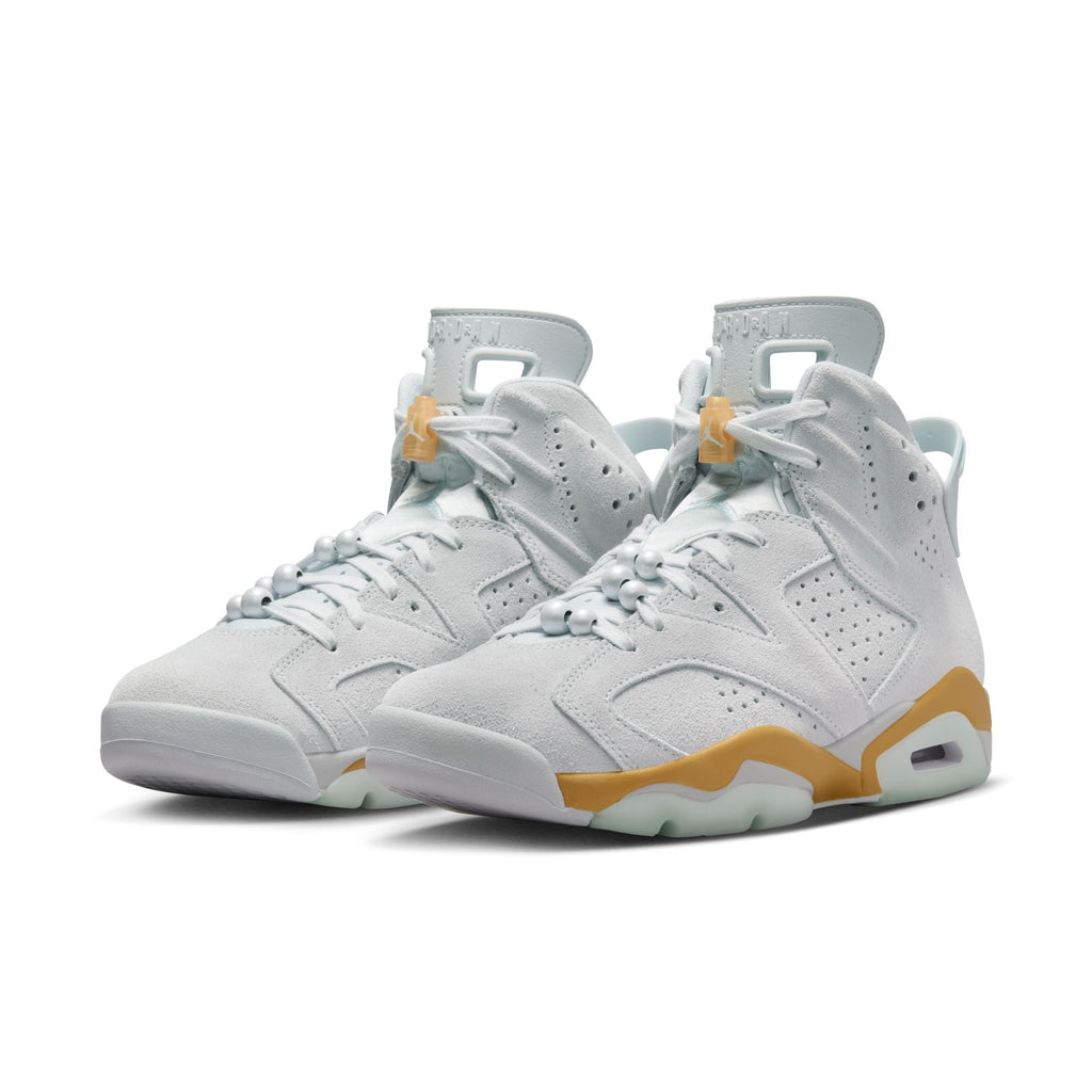 WMNS   Air Jordan 6 Retro