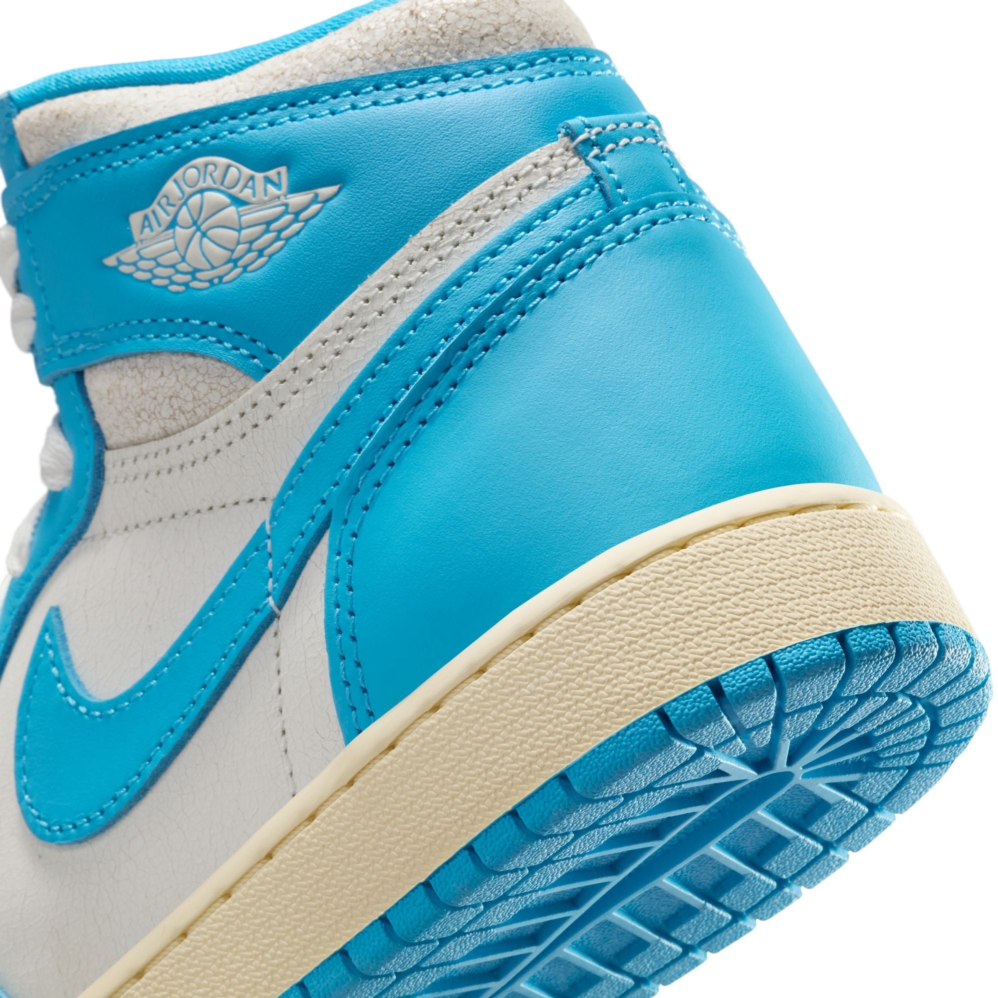Air Jordan 1 Retro High OG (GS) UNC