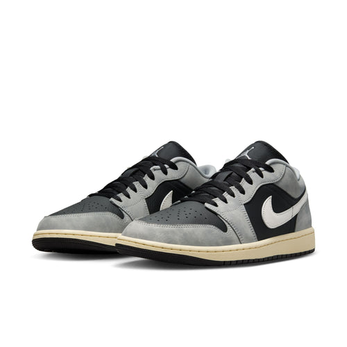 Air Jordan 1 Retro Low SE