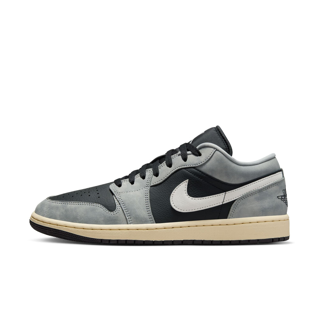 Air Jordan 1 Retro Low SE