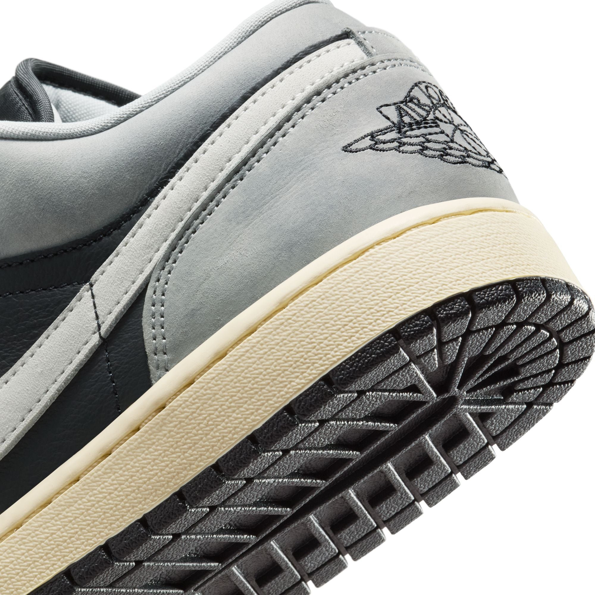 Air Jordan 1 Retro Low SE