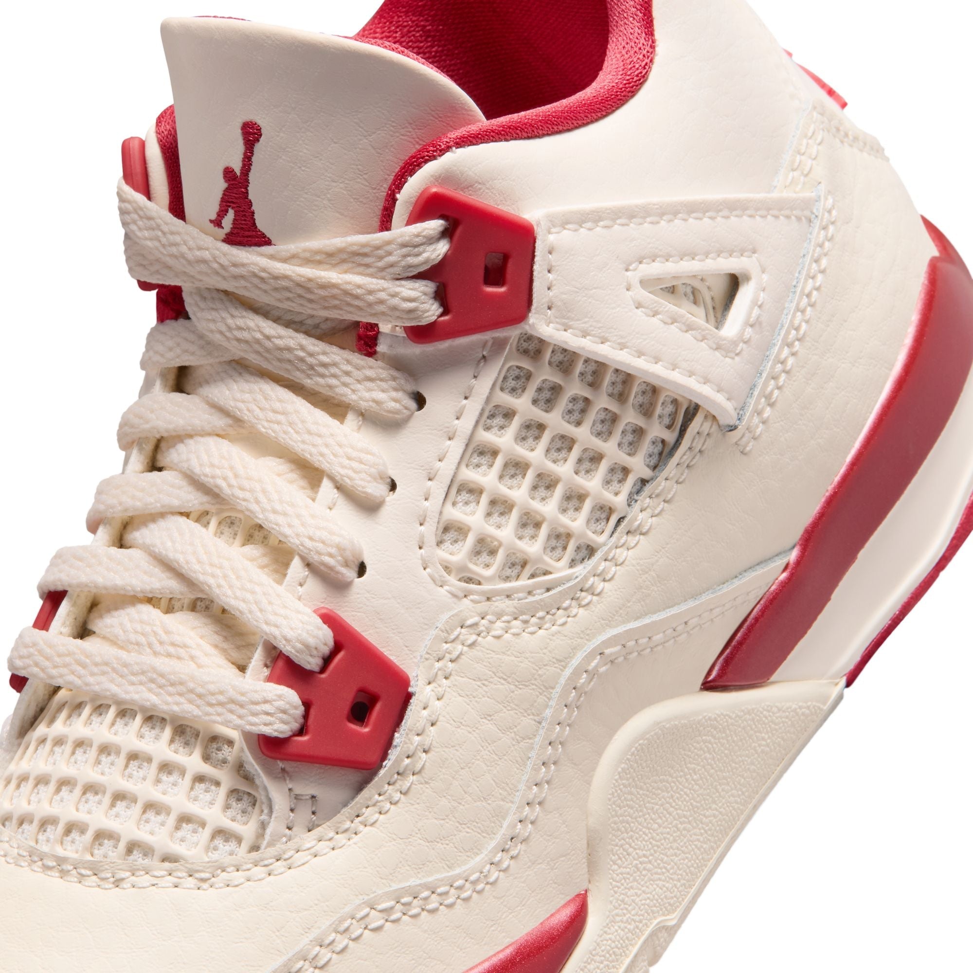 Air Jordan 4 Retro (PS) Valentine’s Day ❤️