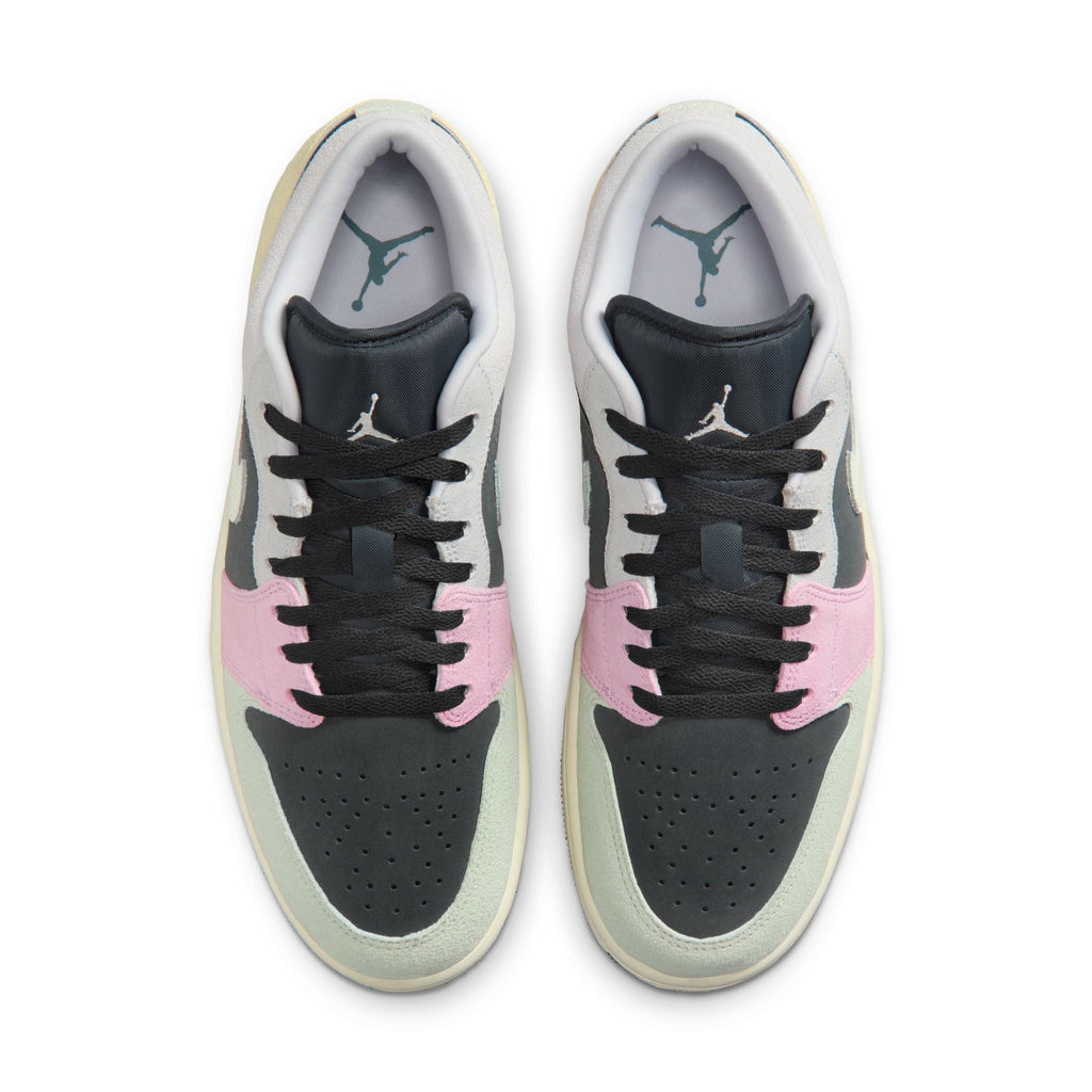 Air Jordan 1 Retro Low SE