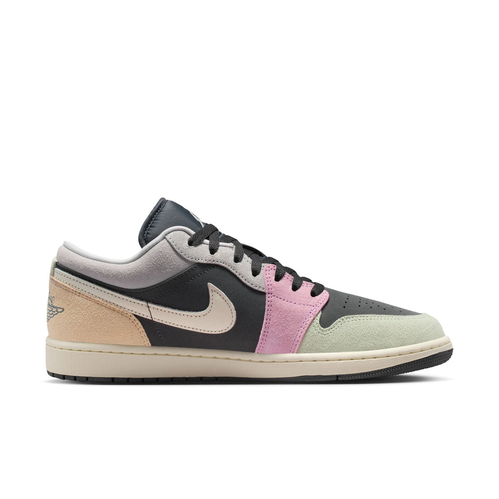 Air Jordan 1 Retro Low SE