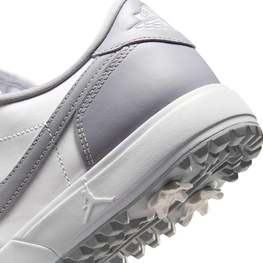 Air Jordan 1 Retro Low Golf Spiked