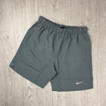 Nike 'Challenger' Pocket Shorts - Smoke Grey