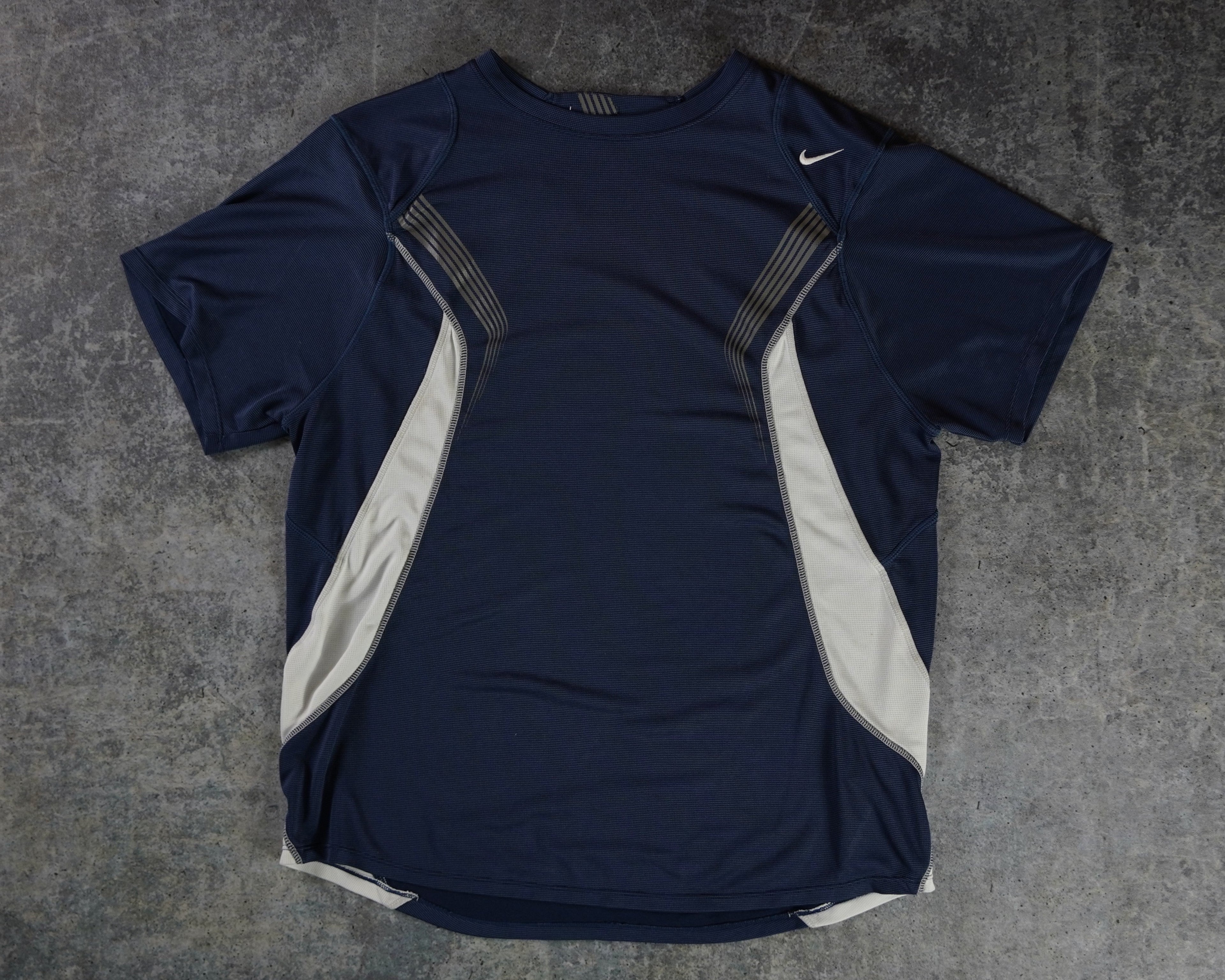 Nike Run Shirt (L)