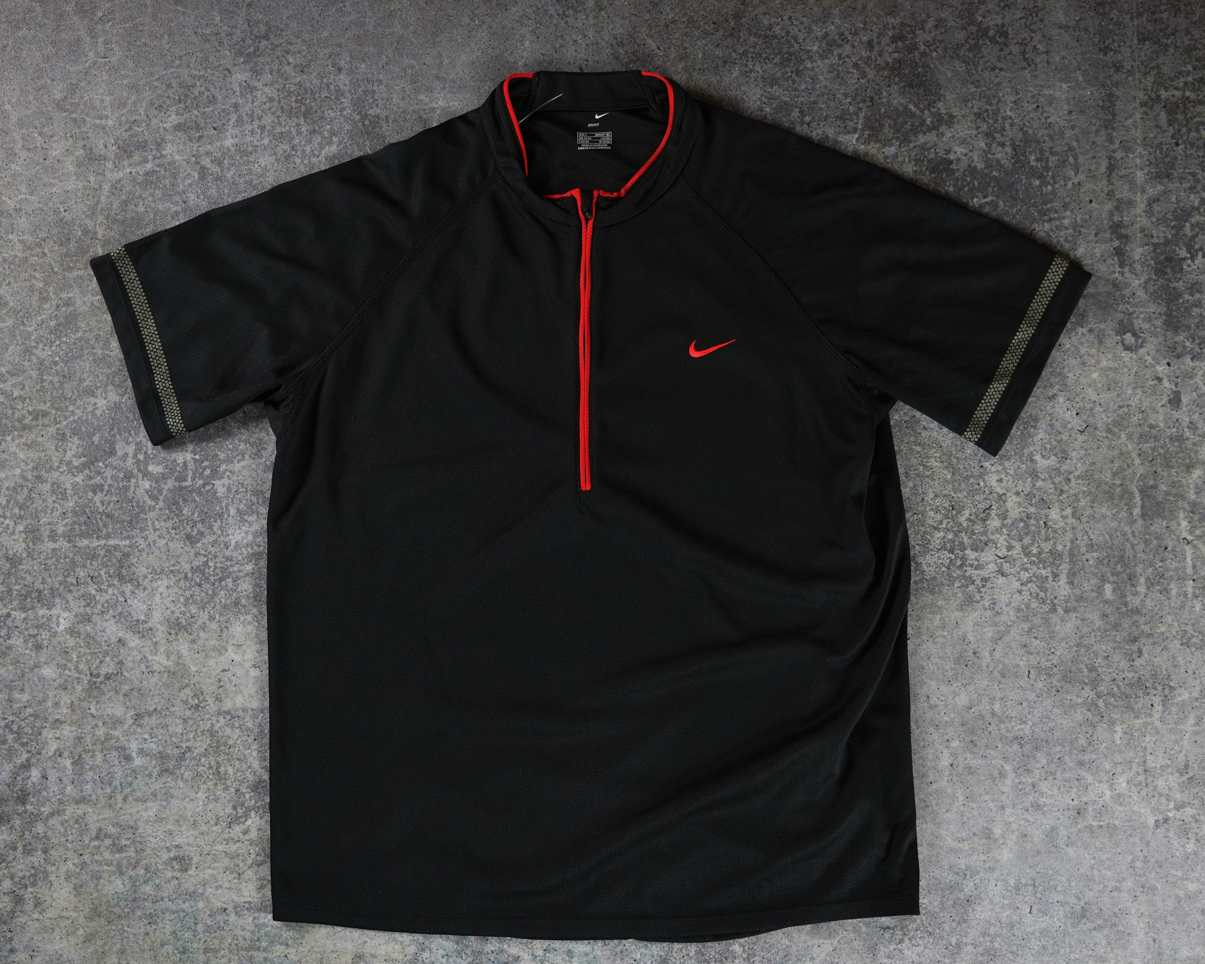 Nike Shirt (L)