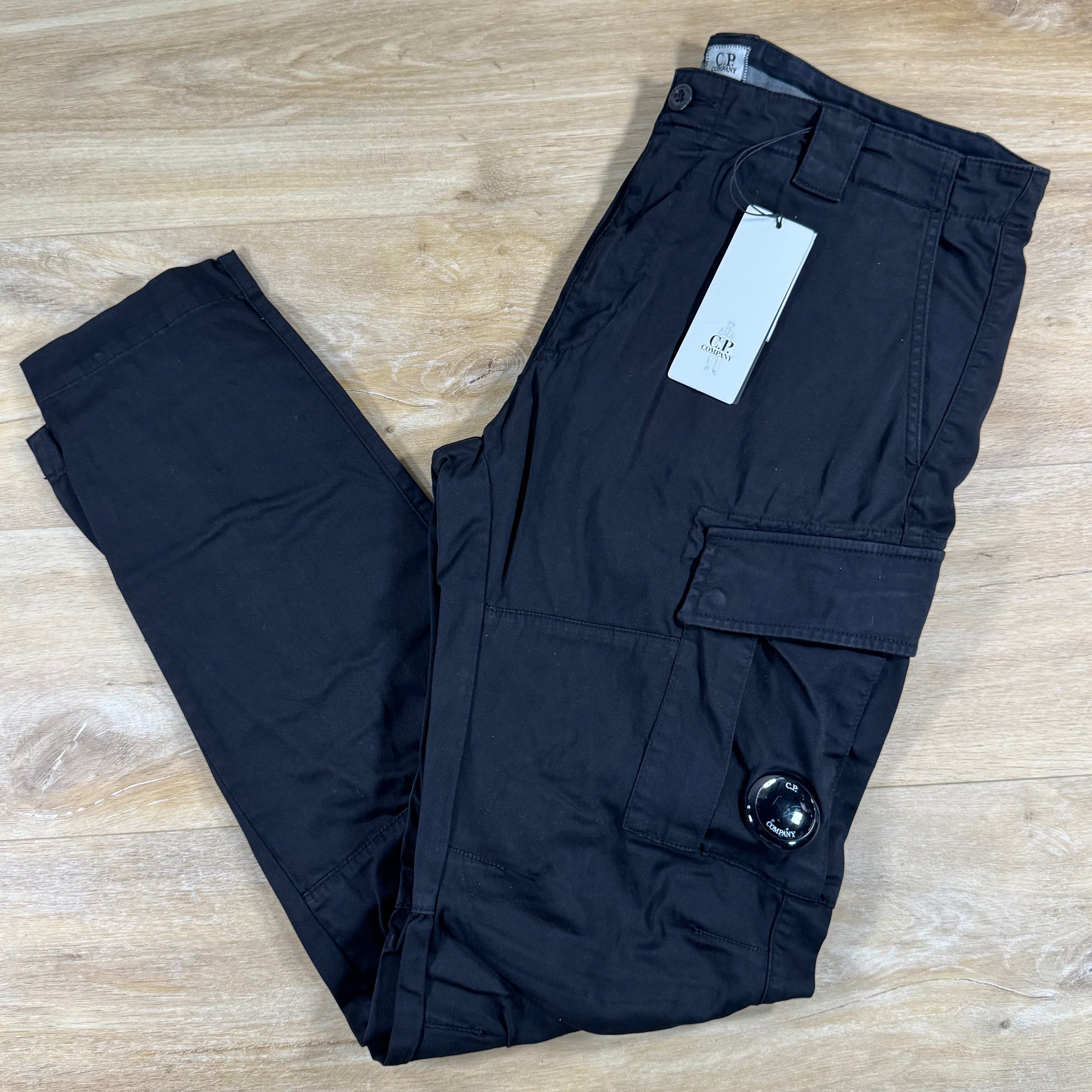 C.P. Company Stretch Sateen Ergonomic Lens Cargo Pants in Black