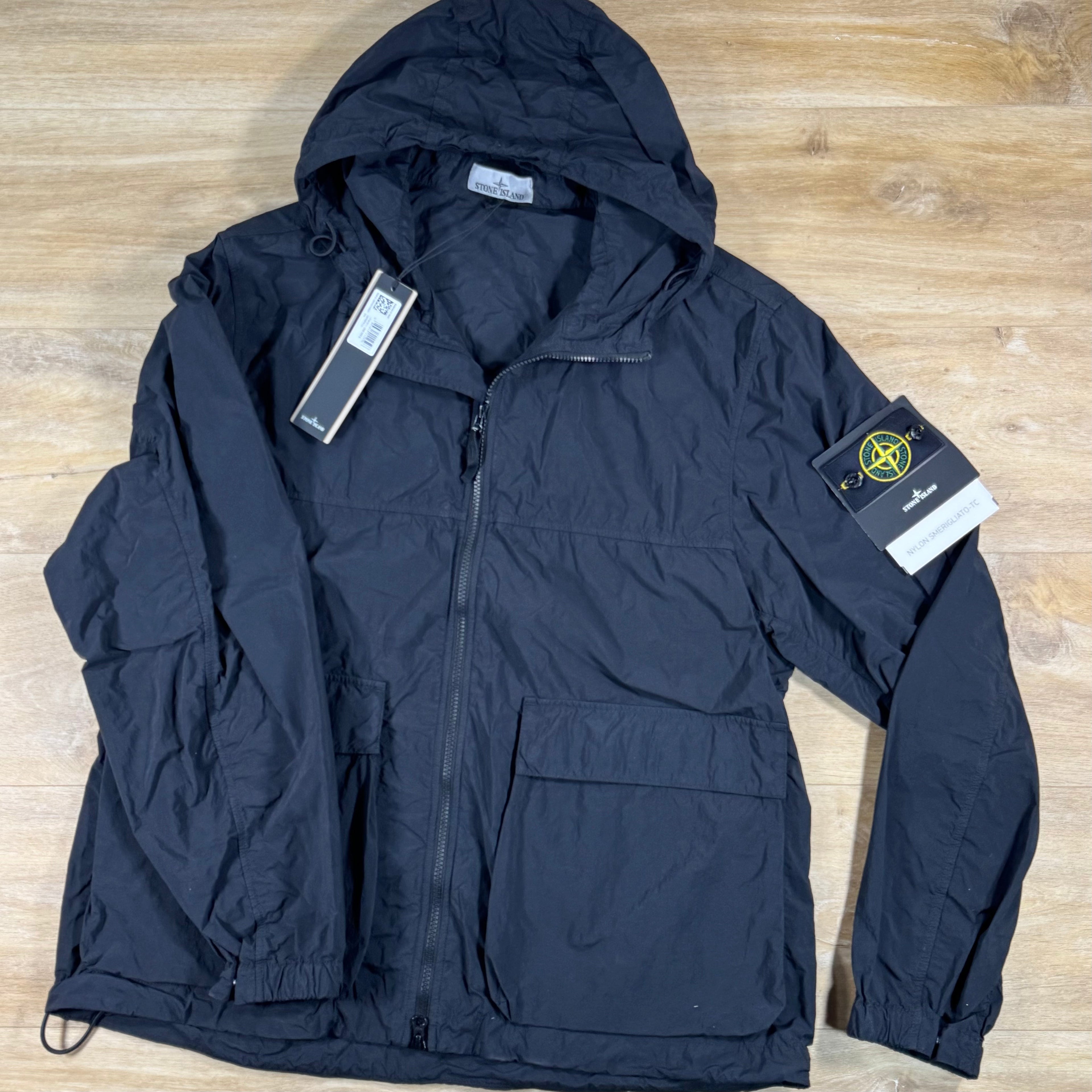 Stone Island Nylon Smerigliato-TC Short Hooded Parka in Black