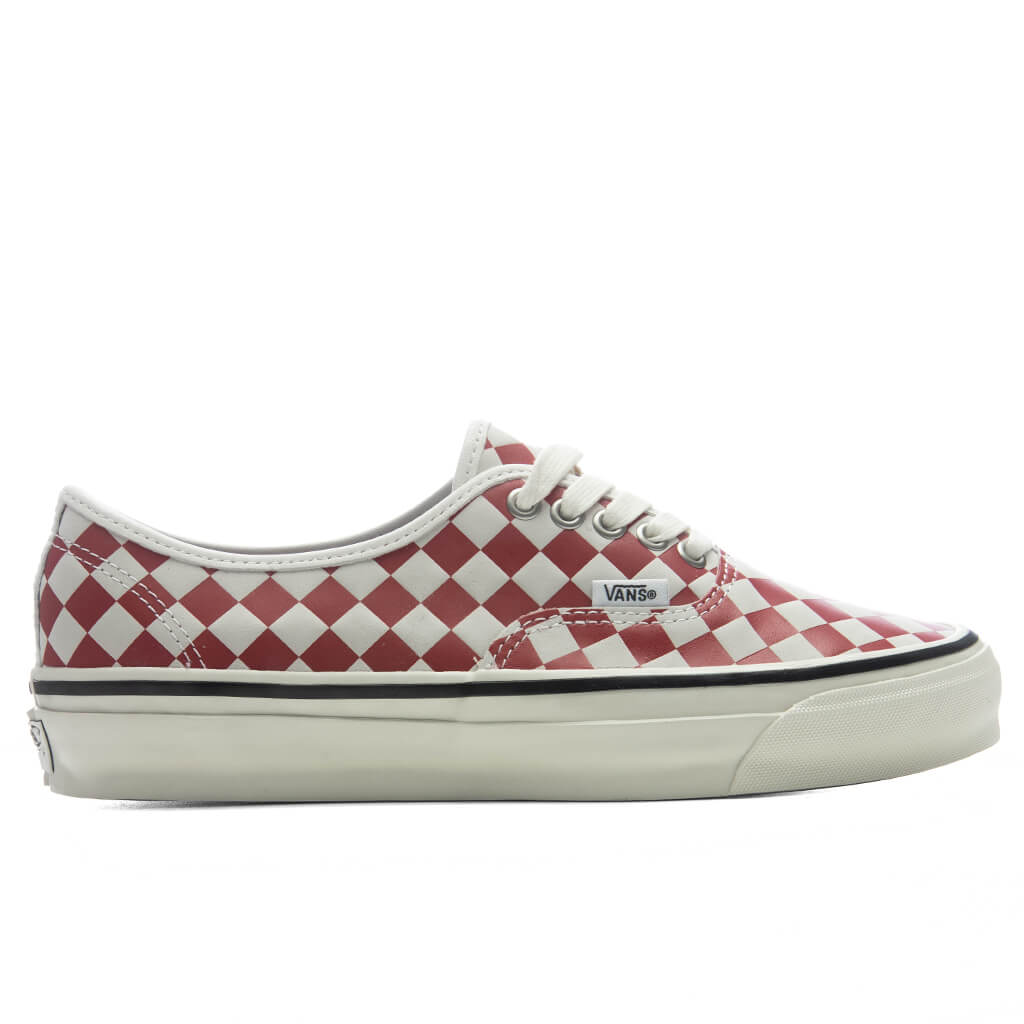 Premium LX Authentic 44 Diamond -  Checkerboard Red/Marshmallow White